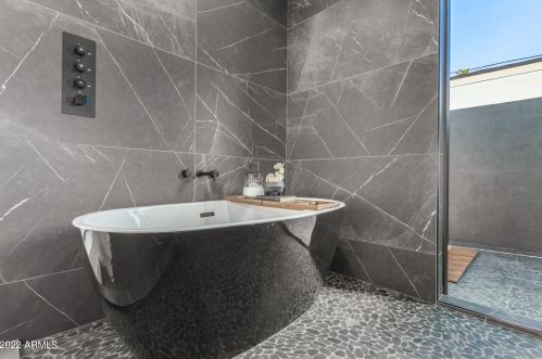 1253 Cambridge Ave, Phoenix AZ  85006-1102 exterior