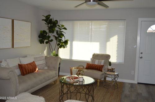 1512 Danbury Rd, Phoenix AZ  85023-2544 exterior