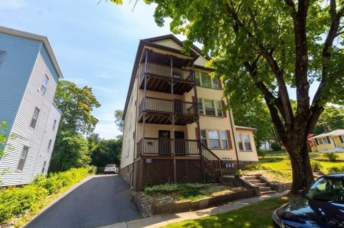 75 Loxwood St, Worcester, MA 01604-4519