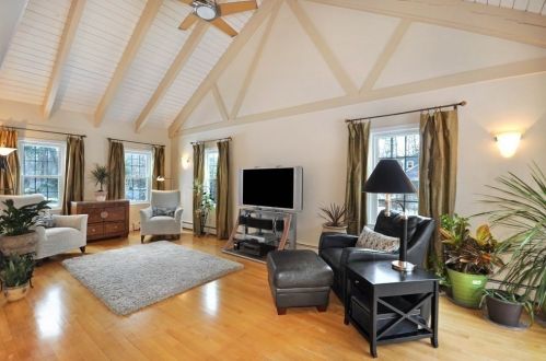 12 Woodchester Dr, Acton MA  01720-2058 exterior