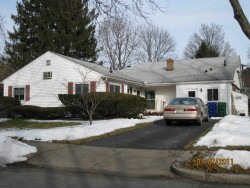 151 Albemarle Rd, Newton, MA 02460-1134