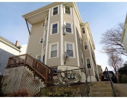 48 Everard St, Worcester, MA 01605-2851