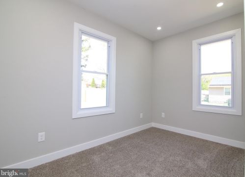 126 Billings Ave, West Deptford NJ  08066-2223 exterior