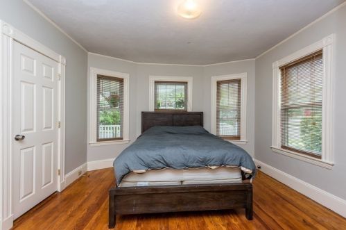 198 Highland Ave, Quincy MA 02170-1424 exterior