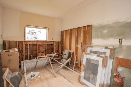 94 Langley St, Fall River MA 02720-4004 exterior