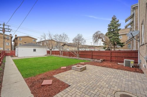 1844 Maple Ave, Forest View IL 60402-1252 exterior