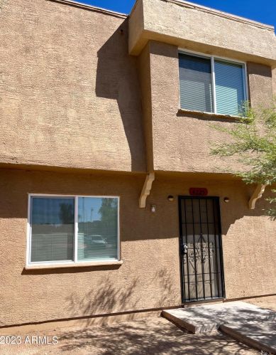 4225 47th Pl, Phoenix, AZ 85040-2025