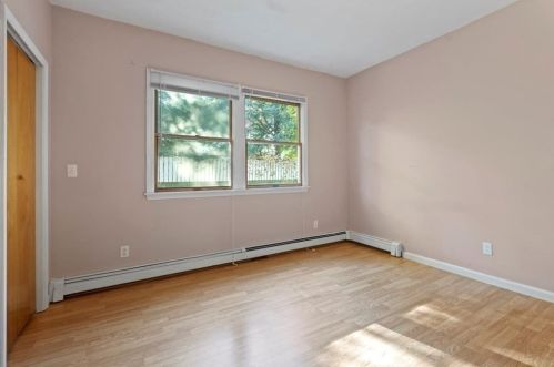 24 Newtonville Ave, Newton MA 02458-1828 exterior