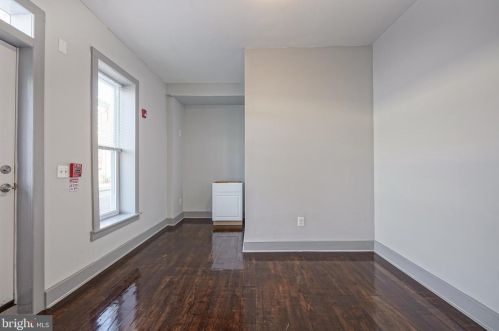 1815 20 St, Philadelphia PA 19145-2048 exterior