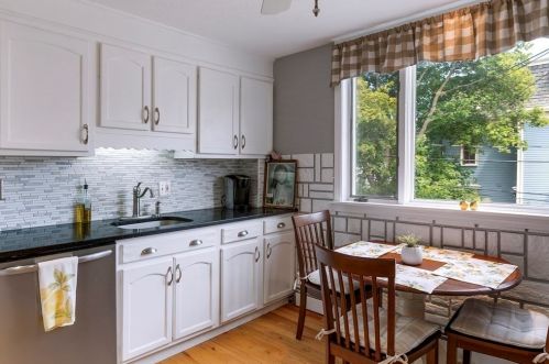 41 Teel St, Arlington MA 02474-5512 exterior