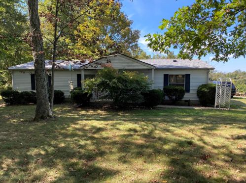 630 Tower Dr, Verona, KY 41092-8175