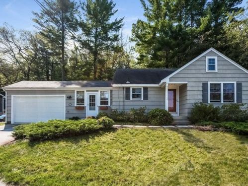 194 Linebrook Rd, Ipswich, MA 01938-2915