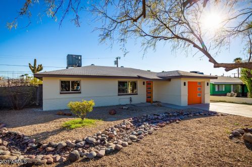 1427 El Camino Dr, Phoenix AZ 85051-4626 exterior