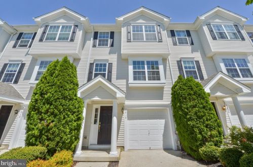 1010 Moore Rd, West Deptford, NJ 08086-3834