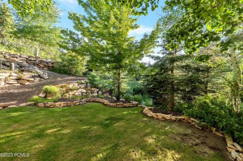 4365 Hidden Cv Rd, Park City UT 84098-4724 exterior