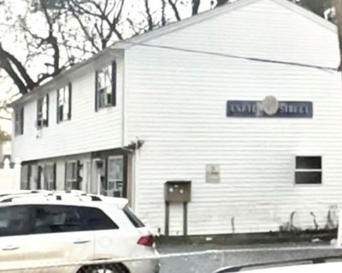 40 Exeter St, Lawrence, MA 01843-2927