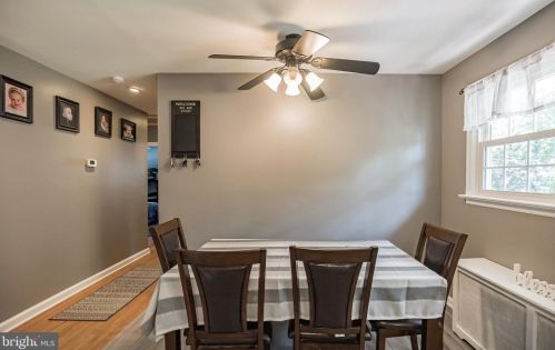 738 Chestnut Ave, West Deptford NJ 08097-1606 exterior