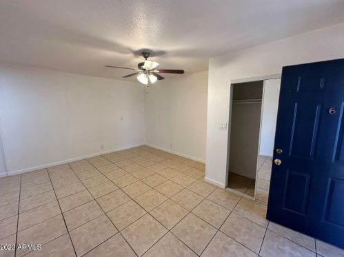 1040 Fairmount Ave, Phoenix, AZ 85013-3337