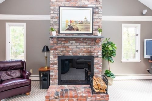 7 Saw Ml Pond Rd, Hingham MA 02043-3457 exterior