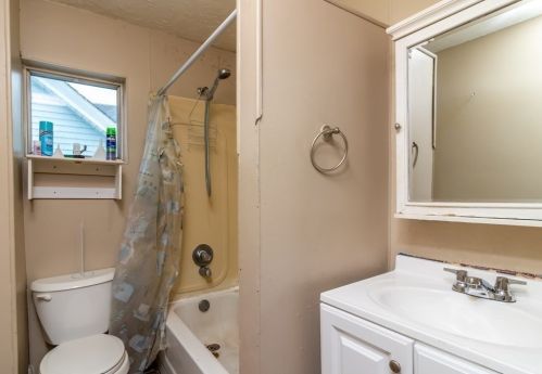 326 Mulberry St, Fall River MA 02721-1317 exterior