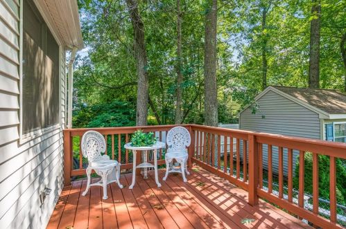 229 C St, Dracut MA 01826-2156 exterior