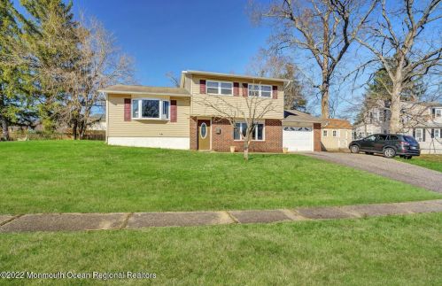 24 Lehigh Blvd, Jackson Twp NJ  08527-2334 exterior