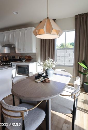 6524 15th Dr, Phoenix AZ  85015-5800 exterior