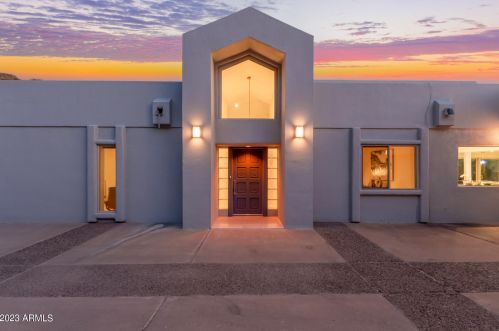 6620 36th St, Phoenix, AZ 85018-1005