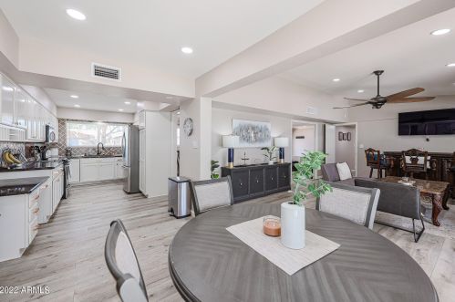 3315 47th St, Phoenix AZ  85018-6510 exterior