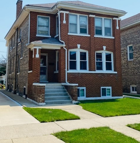 1425 Grove Ave, Forest View, IL 60402-1225