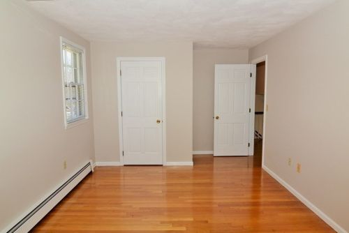 10 Foley Dr, Southborough MA 01772-1605 exterior