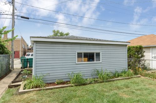 1410 Maple Ave, Forest View IL 60402-1251 exterior