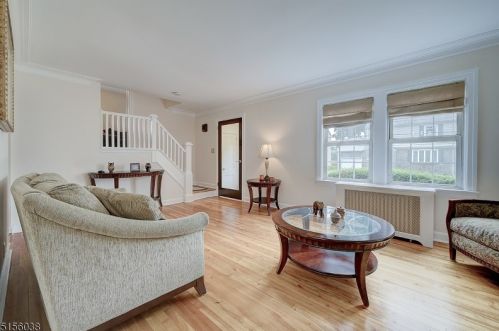 205 Fairway Ave, Belleville NJ 07109-1401 exterior