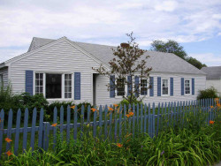 12 Kappius Path, Newton, MA 02459-3713