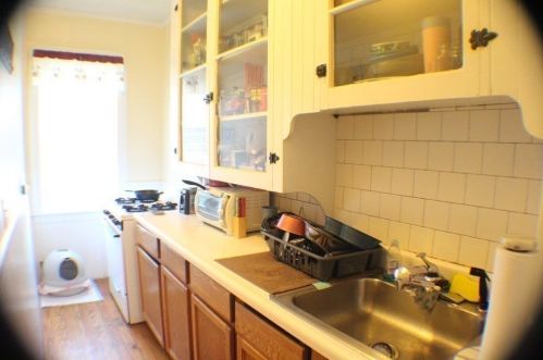 563 Whipple St, Fall River MA 02724-3433 exterior