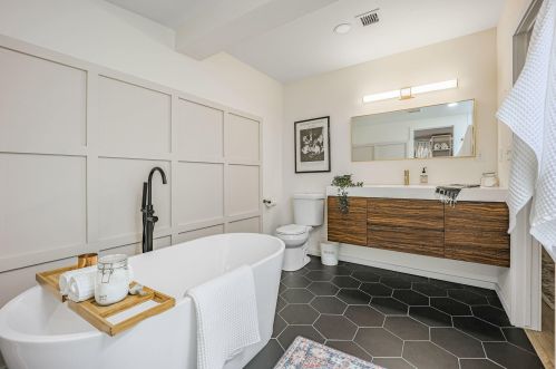 8133 16 Dr, Phoenix AZ 85015-1426 exterior