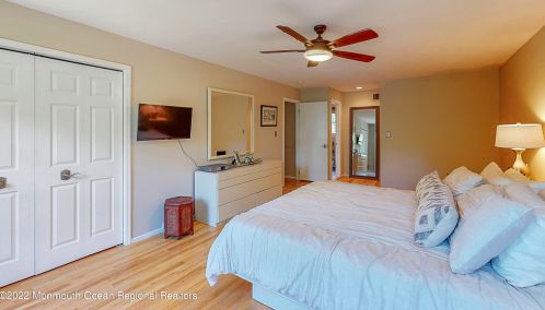 32 Lambert Johnson Dr, Tinton Falls NJ 07712-3753 exterior