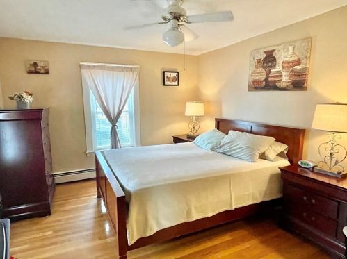 592 Washington Ave, Chelsea MA 02150-3907 exterior