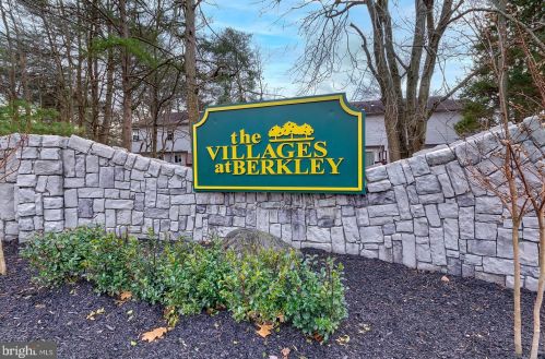 1016 Tristram Cir, West Deptford NJ 08051-2262 exterior