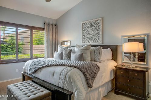 3345 Behrend Dr, Phoenix AZ 85050-1923 exterior