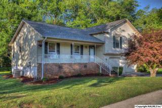 1062 Sandy Springs Rd, Huntsville, AL 35806-2412