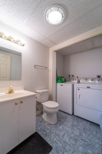 44 Rudolph St, Worcester MA 01604-3126 exterior