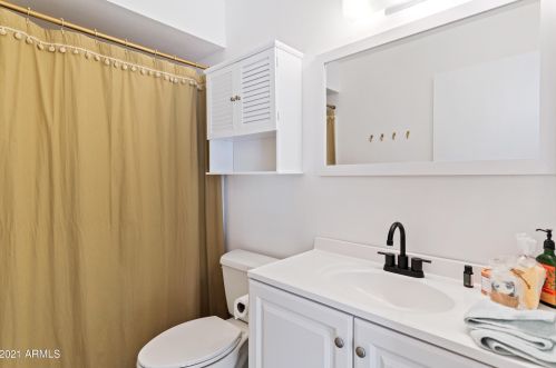 1162 Beryl Ave, Phoenix AZ 85020-1536 exterior