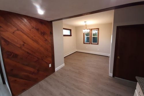 24 Emerald Rd, Nahant MA 01908-1358 exterior