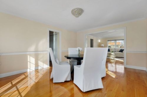 14 Wompatuck Rd, Hingham MA 02043-1100 exterior