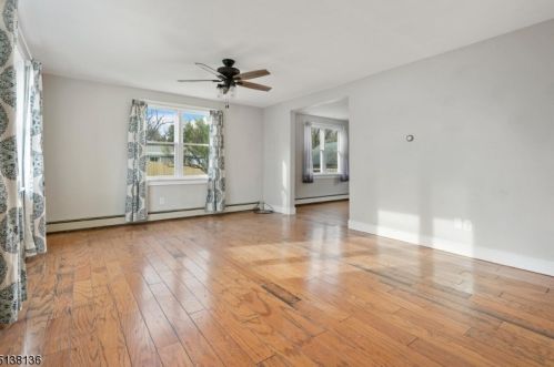 35 Fairview Ave, Milford NJ 08848-1006 exterior