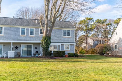 1239 Main St, Chatham MA 02633-2422 exterior