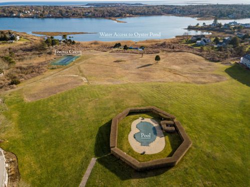 1239 Main St, Chatham MA 02633-2422 exterior