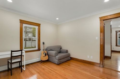 922 Furnace Brk Pkwy, Quincy MA 02169-2304 exterior