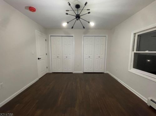 46 Edgewood Rd, Skyline Lakes NJ 07456-1911 exterior